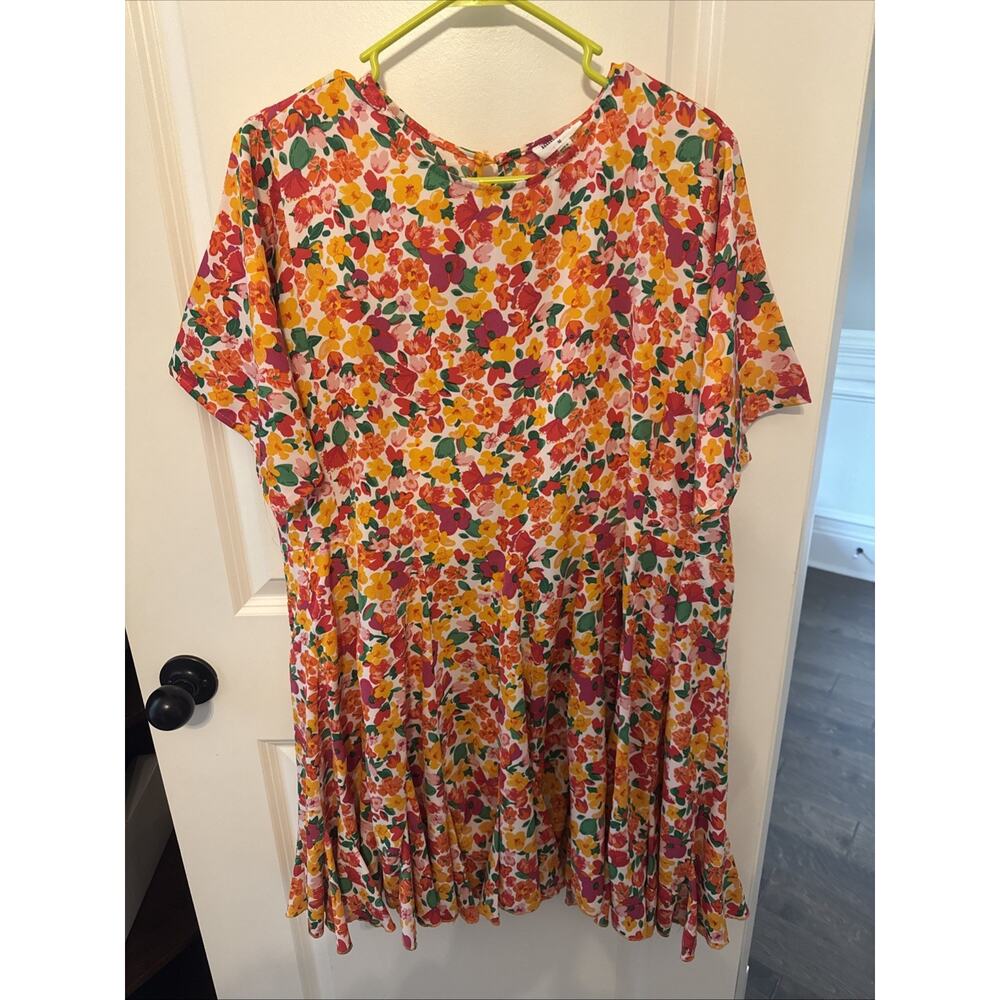 Women’s Mittoshop Short Sleeved Floral Babydoll Mini Dress Size Medium With Belt